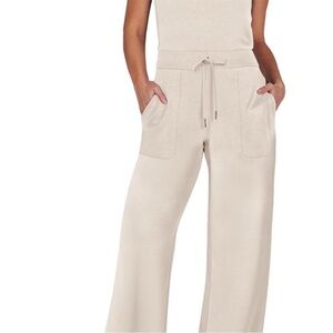 Women's Cream Wide-Leg Pants by Arnessa so soft!